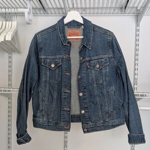 Levi's Women's Blue Denim Jacket
